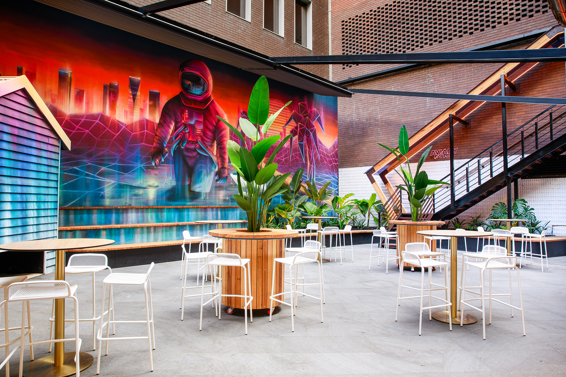 CQ Melbourne: Exceptional Cocktails & Craft Beer Destination